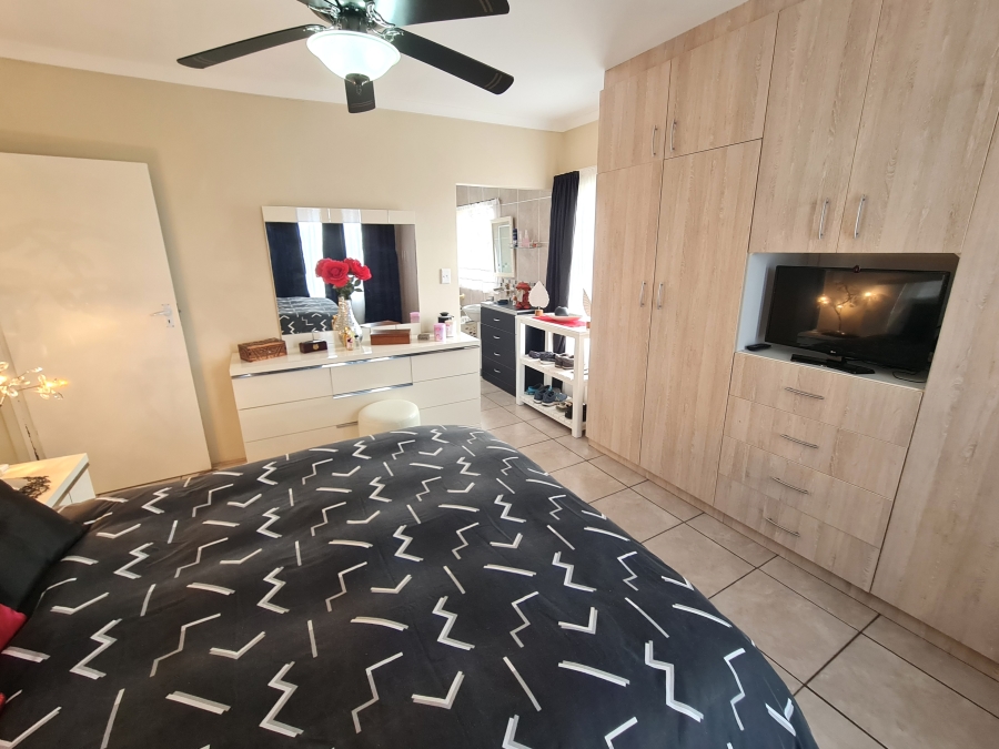3 Bedroom Property for Sale in Noorsekloof Eastern Cape